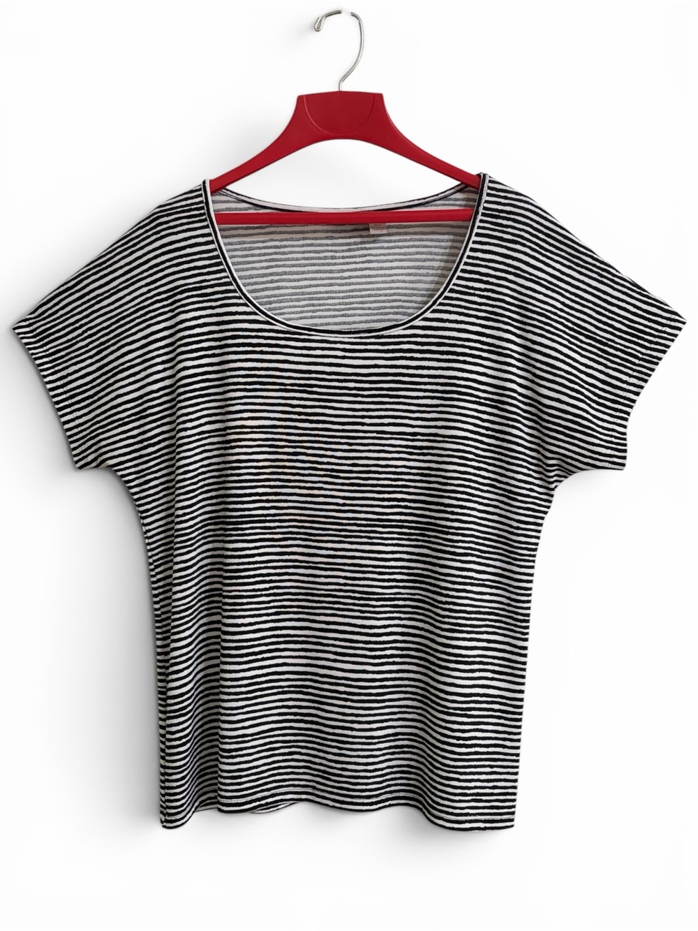 Chicos Easywear Striped Scoop Neck Short Sleeve Top in Black & White Sz XL